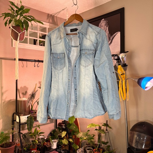 Cavalini Denim Collection Women's Western Shirt Long Sleeve Light Wash - Picture 1 of 11